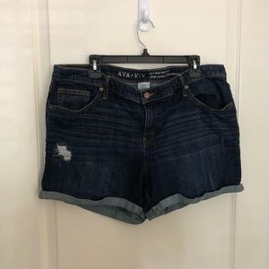 Ava + Viv Jean Shorts - Midi